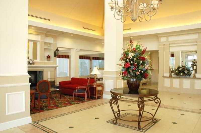 Hilton Garden Inn Newport News Kültér fotó