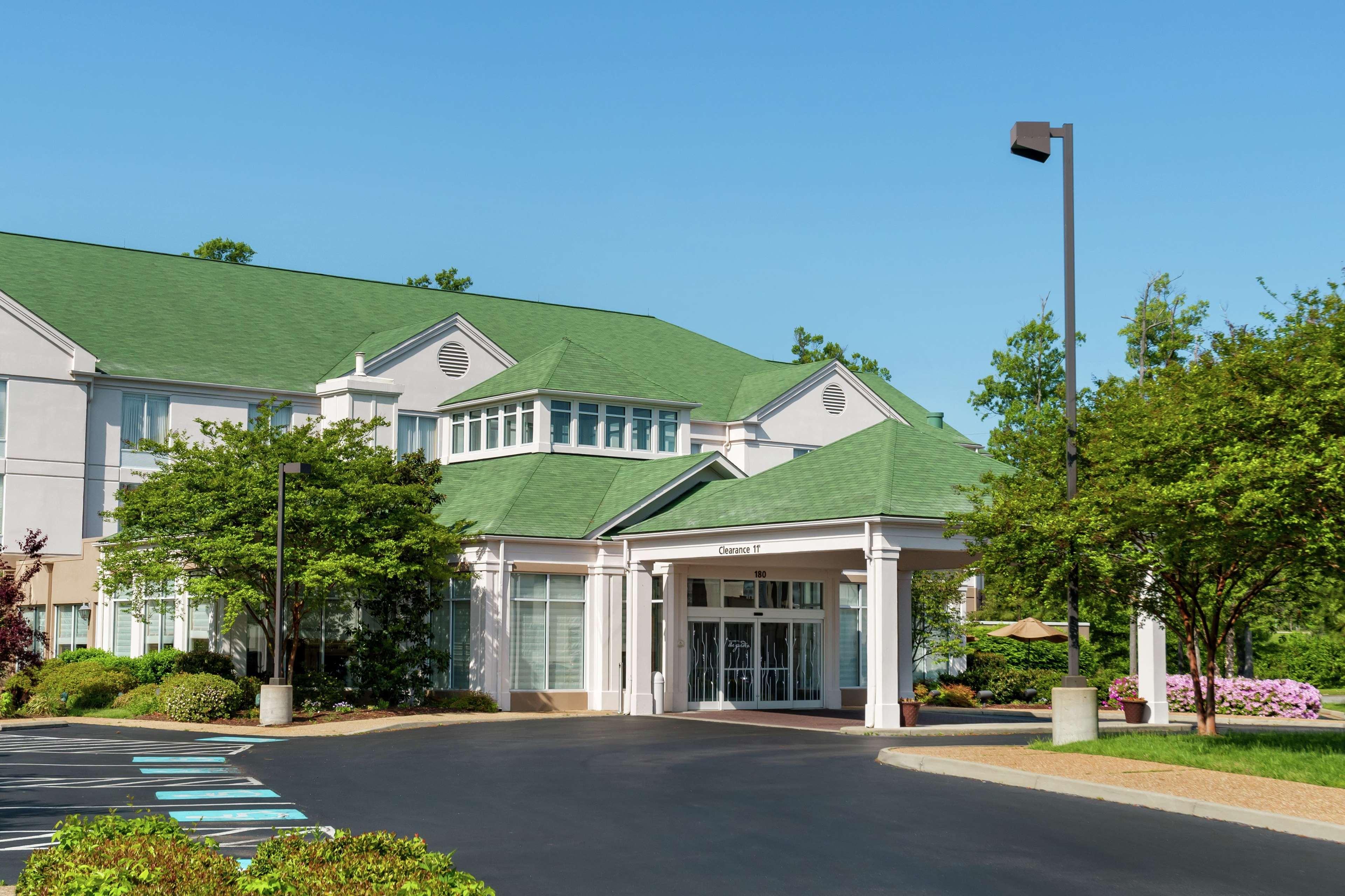 Hilton Garden Inn Newport News Kültér fotó