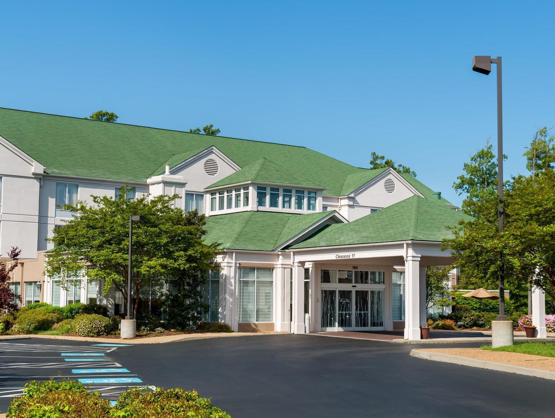 Hilton Garden Inn Newport News Kültér fotó