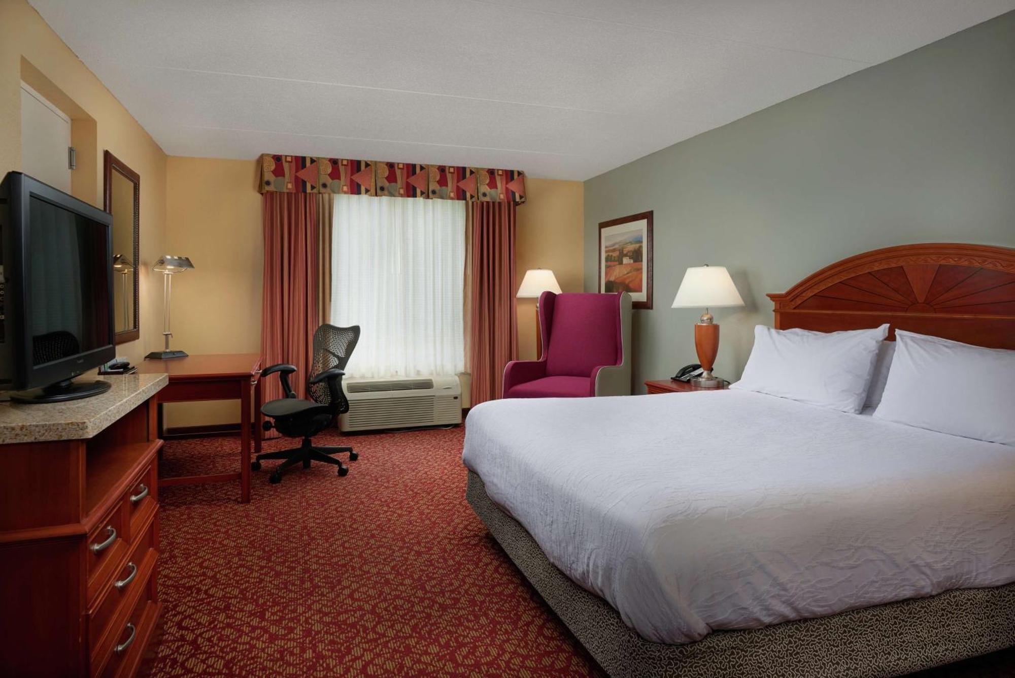 Hilton Garden Inn Newport News Kültér fotó